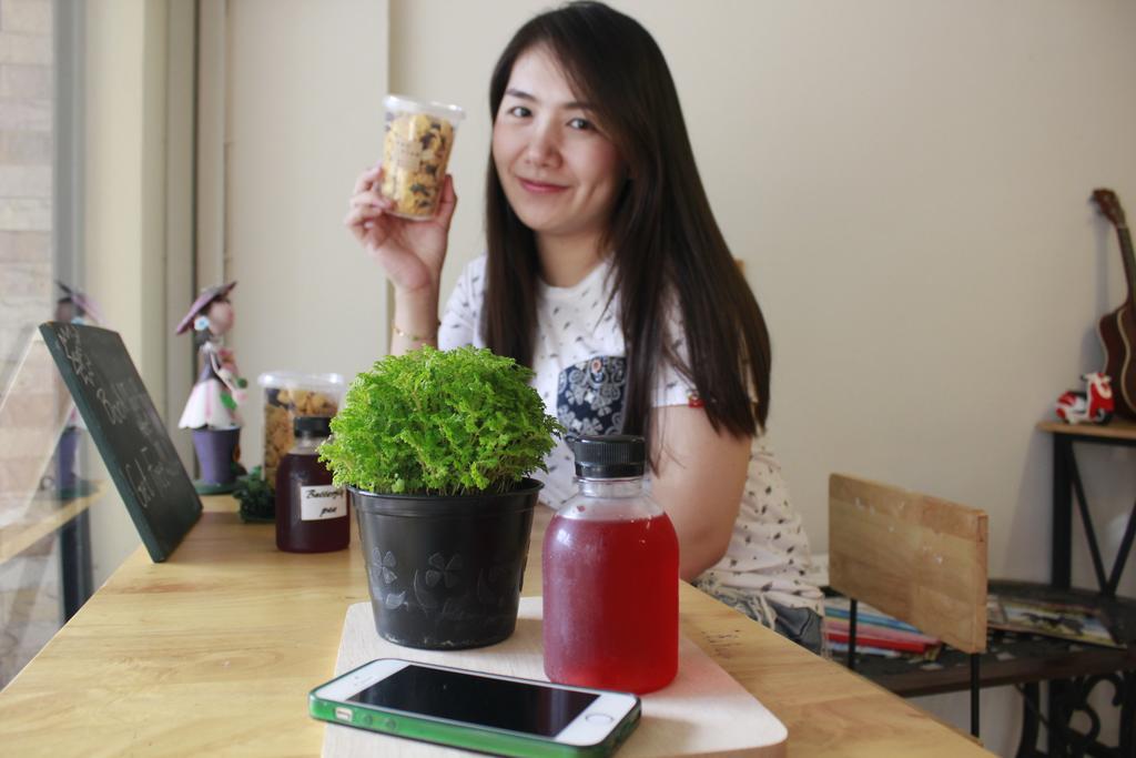 Cm City Hostel Chiang Mai Eksteriør bilde