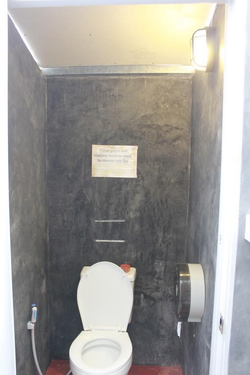 Cm City Hostel Chiang Mai Eksteriør bilde