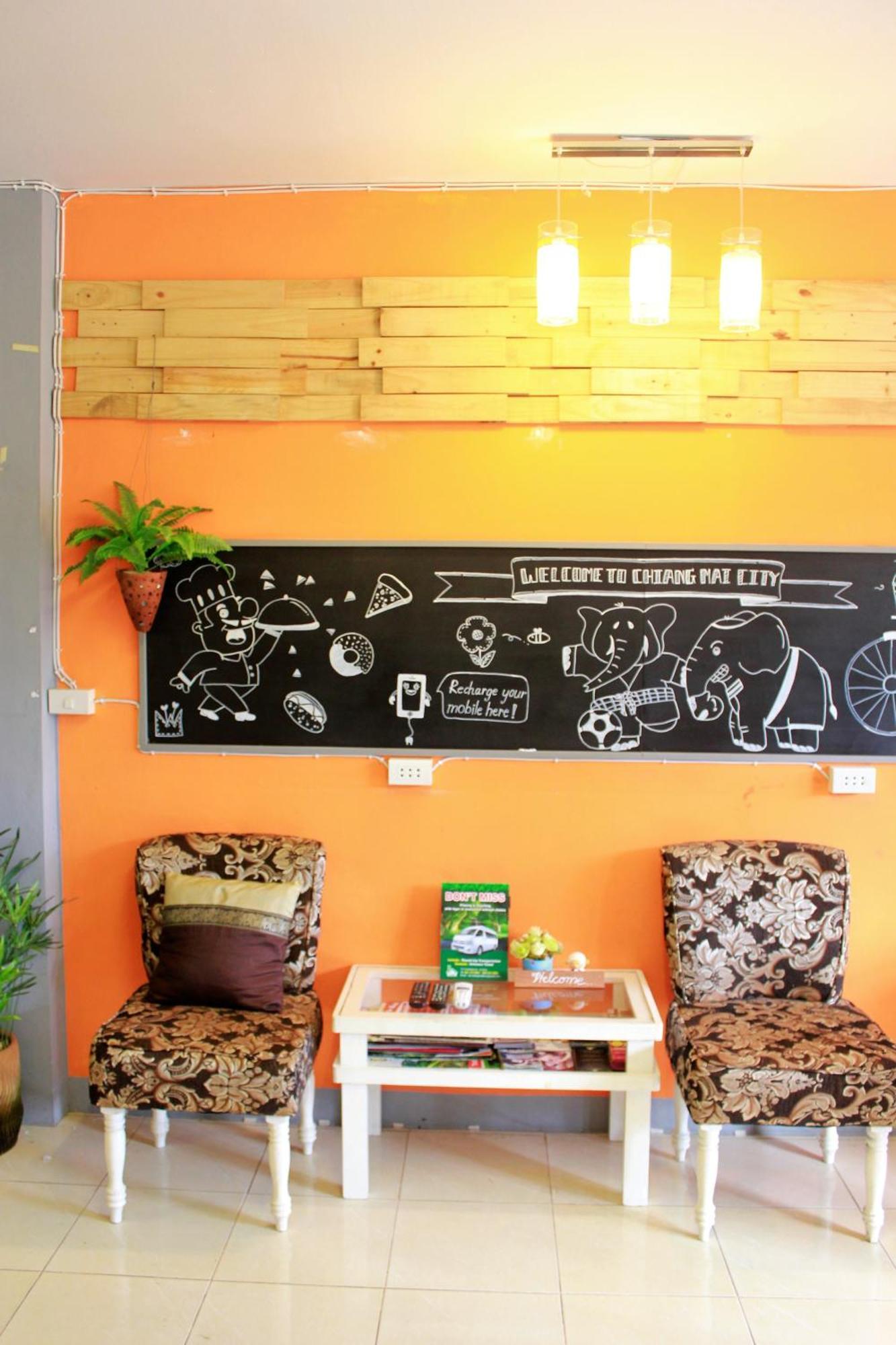 Cm City Hostel Chiang Mai Eksteriør bilde