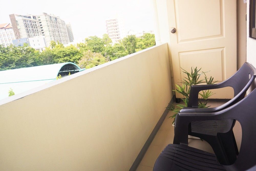 Cm City Hostel Chiang Mai Eksteriør bilde