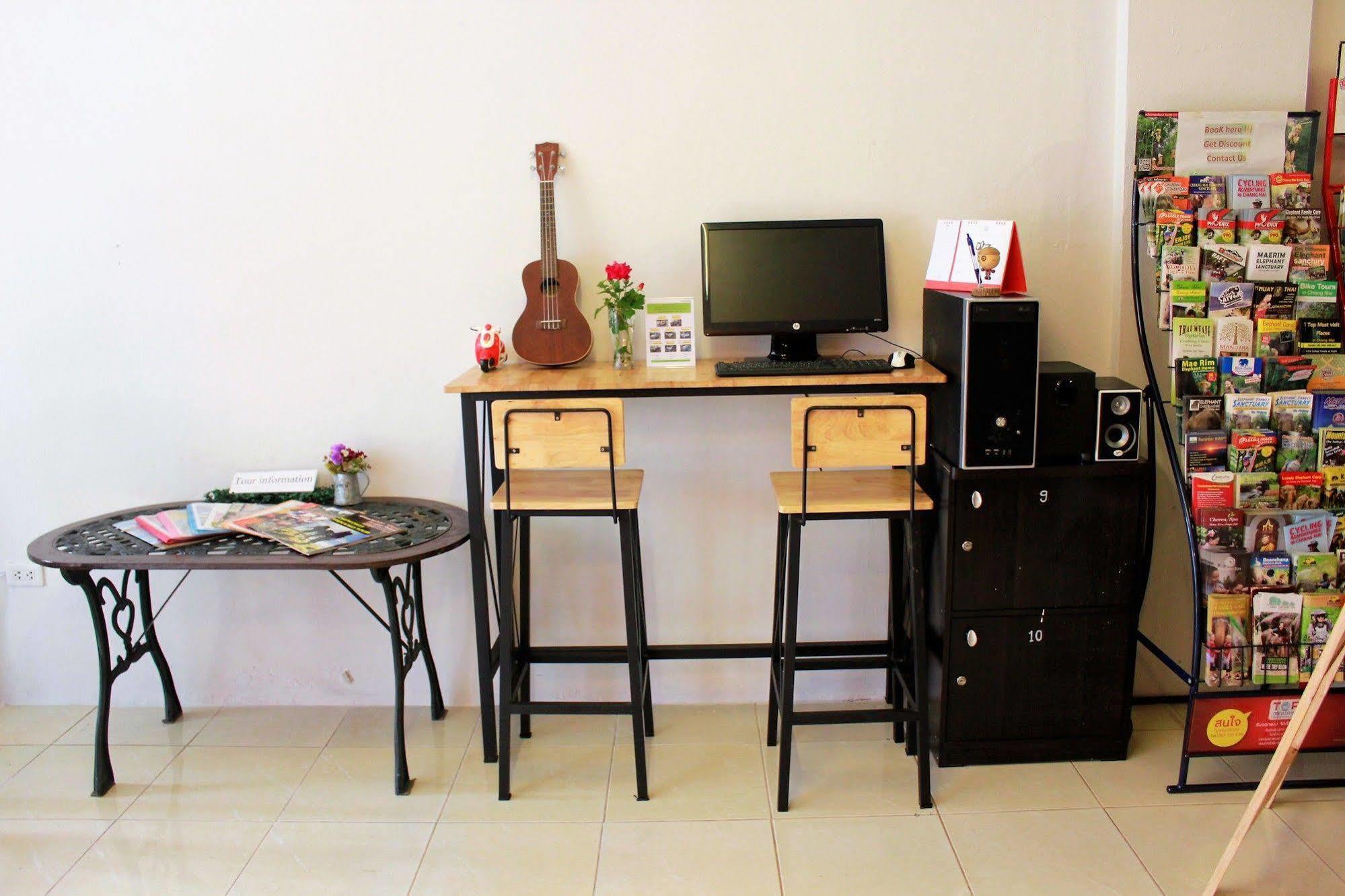 Cm City Hostel Chiang Mai Eksteriør bilde